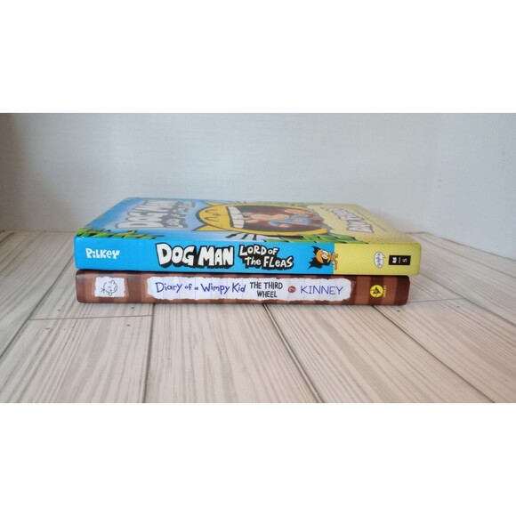 Lot of 2 Books Diary of a Whimpy Kid The third Wheel & Dog-Man Lord Of the Fleas - Picture 1 of 6